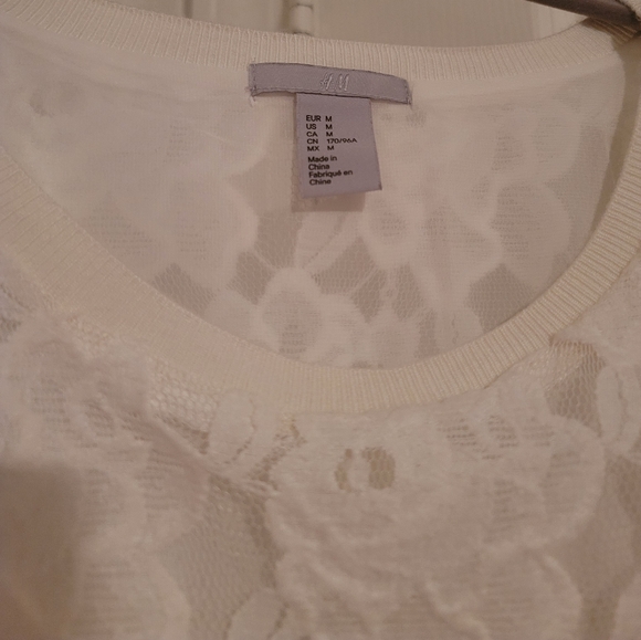 H&M White and Ivory lace Sweater, Medium - Picture 2 of 3